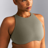 SoftMotion™ High Neck Sports Bra | Alpine Green