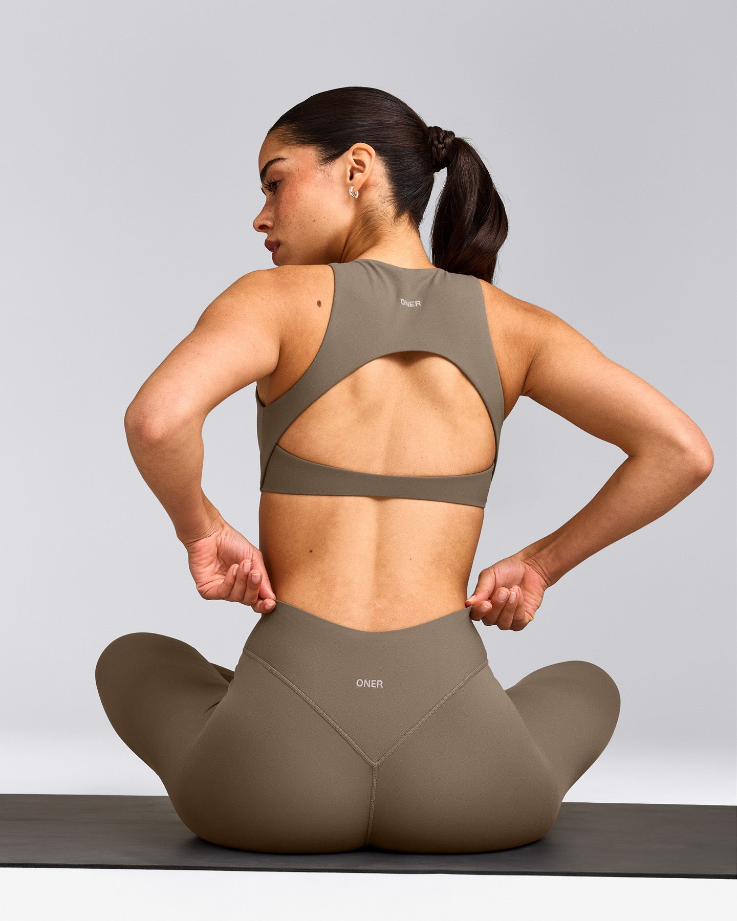 SoftMotion™ High Waisted Leggings with Gray Logo | Moss Brown