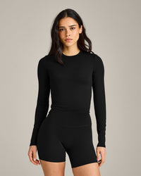SoftMotion™ Long Sleeve Mid Top with Gray Logo | Black