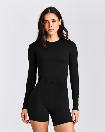 SoftMotion™ Long Sleeve Mid Top with Gray Logo | Black