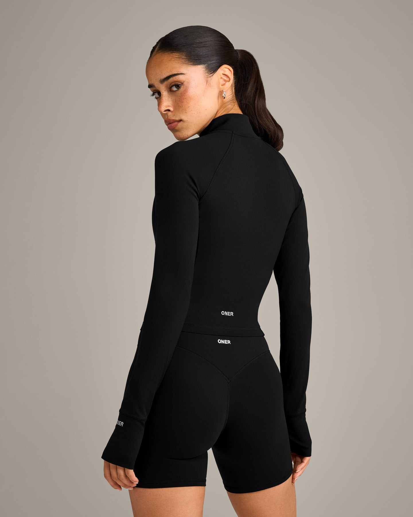 SoftMotion™ Mid Jacket with Gray Logo | Black