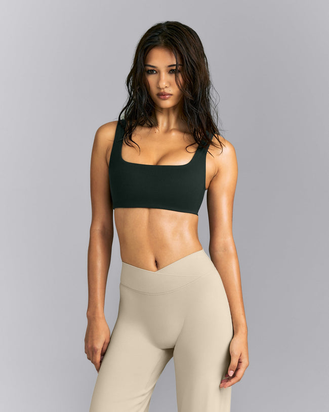 SoftMotion™ Soft Square Neck Sports Bra | Emerald Noir