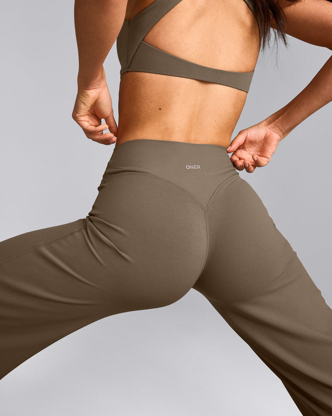 SoftMotion™ Straight Leg Pants with Gray Logo | Moss Brown