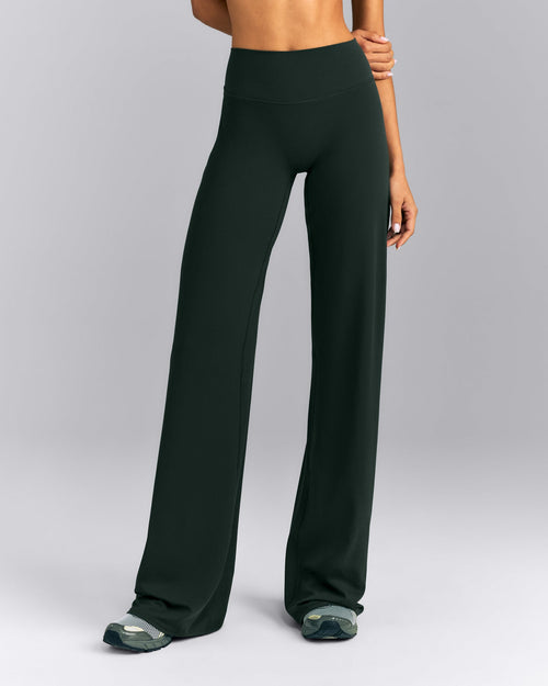 SoftMotion™ Straight Leg Pants | Emerald Noir