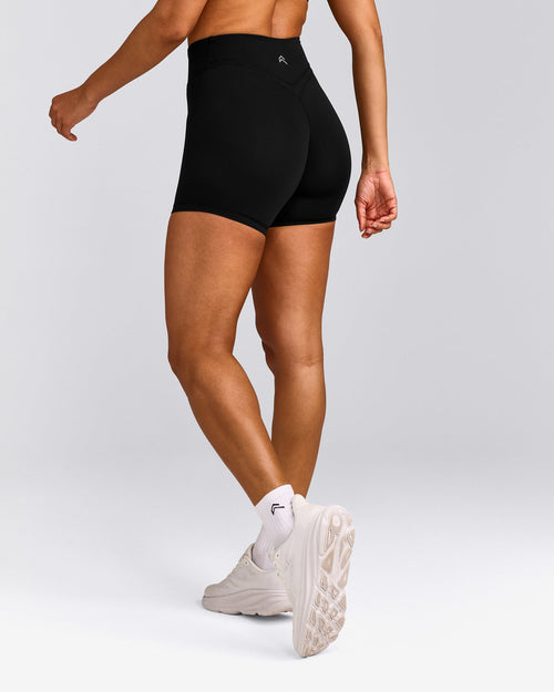 UnifiedMove™ Wrap Shorts 6" | Black