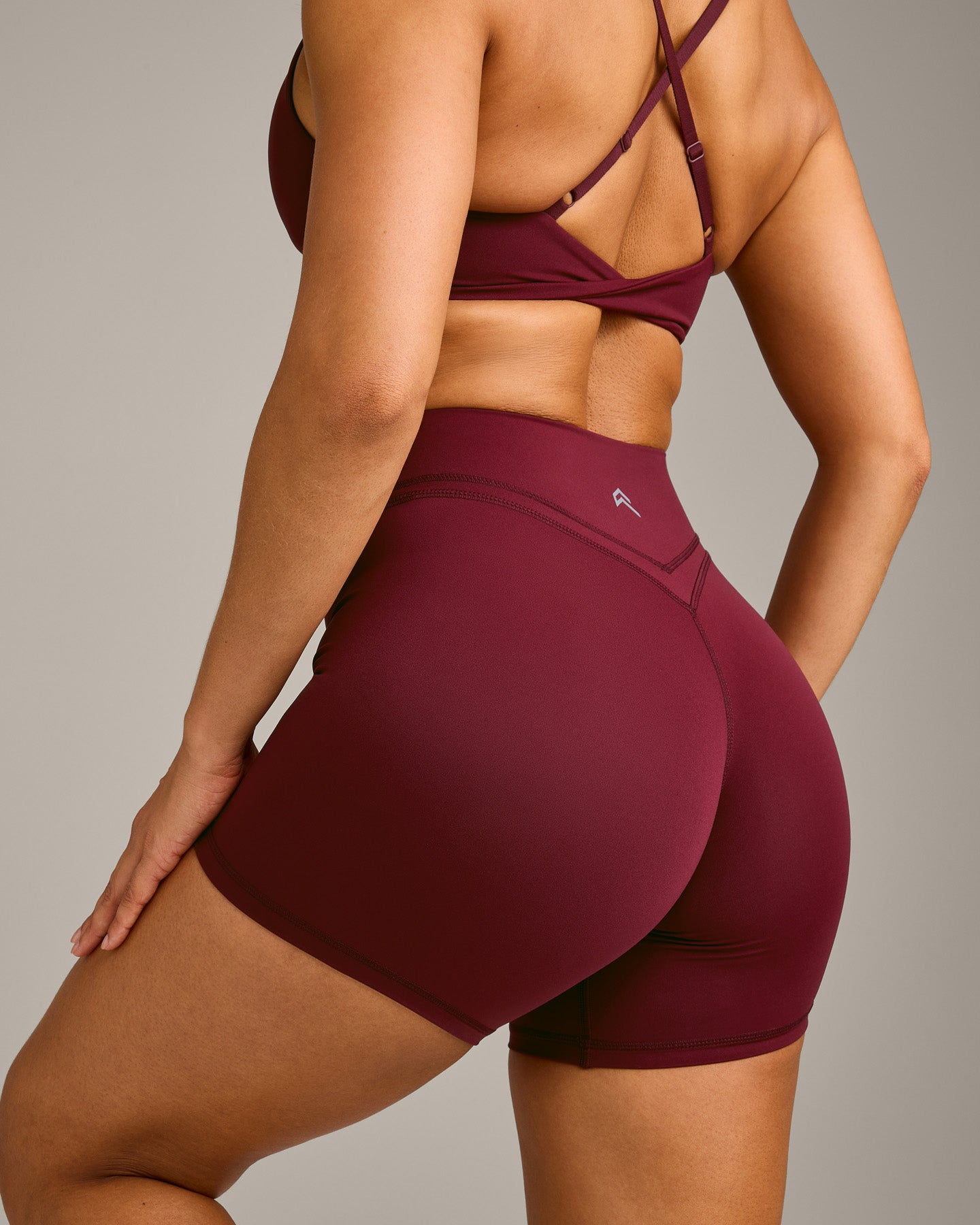 UnifiedMove Wrap Shorts 6" with Reflective Logo | Rosewood