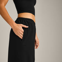 AirMove™ Wide Leg Pants | Black