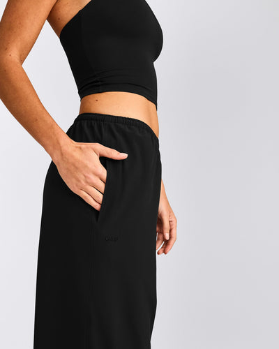 AirMove™ Wide Leg Pants | Black