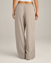 AirMove™ Wide Leg Pants | Warm Sand