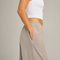 AirMove™ Wide Leg Pants | Warm Sand
