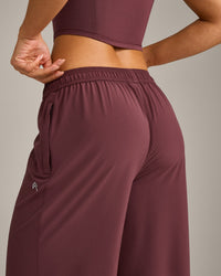 AirMove™ Straight Leg Joggers | Velvet Mocha