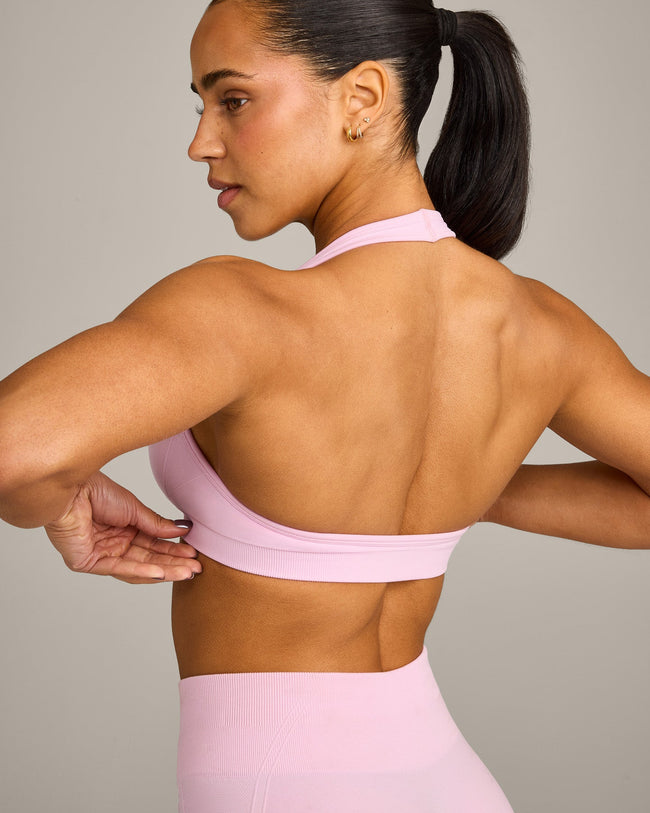 EffortlessLift™ Seamless Halter Neck Sports Bra with Gray Logo | Chalk Pink