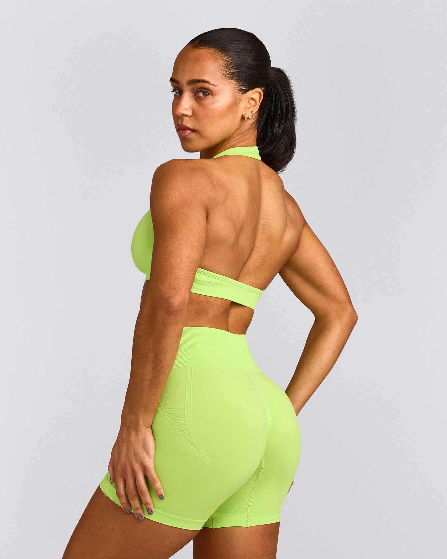 EffortlessLift™ Seamless Halter Neck Sports Bra with Gray Logo | Citrus Green