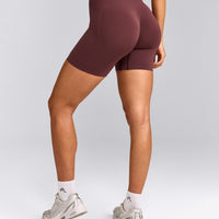EffortlessLift™ Seamless Shorts with Gray Logo | Velvet Mocha