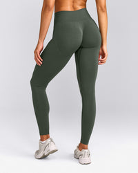 EffortlessLift™ Seamless Leggings with Gray Logo | Dark Khaki