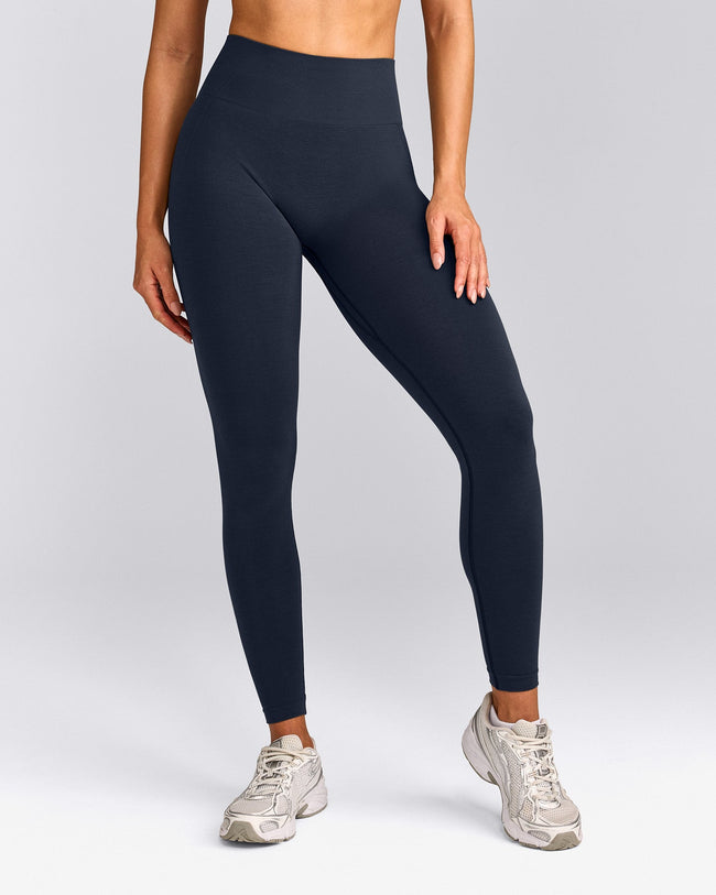 EffortlessLift™ Seamless Leggings with Gray Logo | True Blue