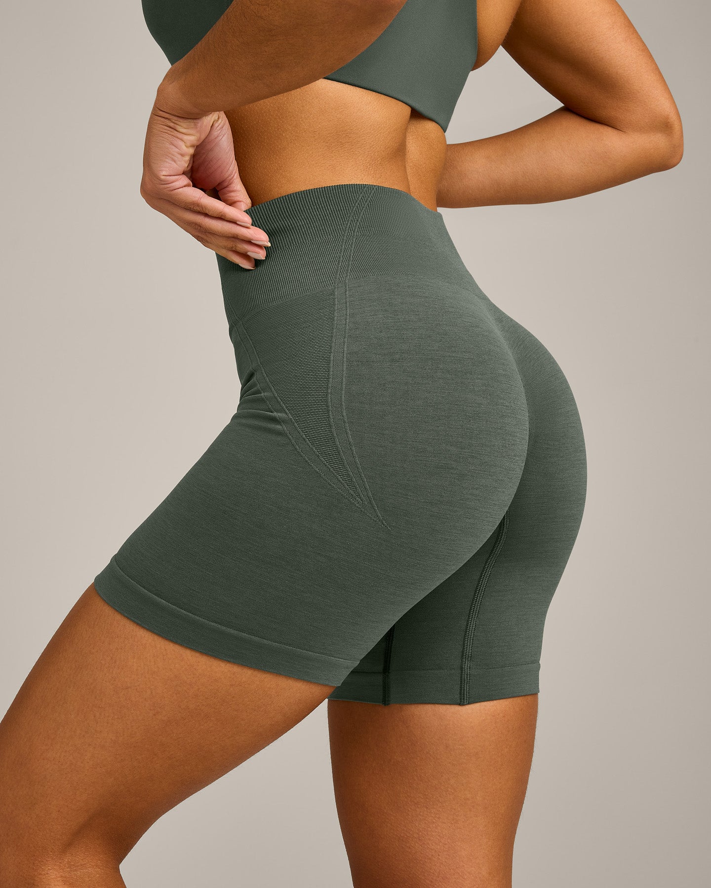 EffortlessLift™ Seamless Mid Rise Shorts with Gray Logo | Dark Khaki