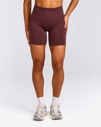 EffortlessLift™ Seamless Mid Rise Shorts with Gray Logo | Velvet Mocha