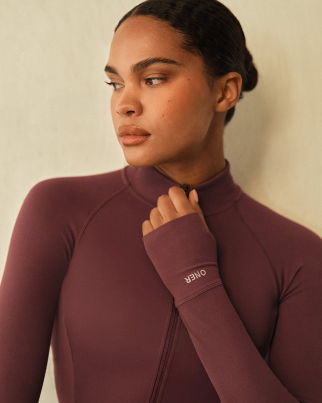 SoftMotion™ Mid Jacket with Gray Logo | Velvet Mocha