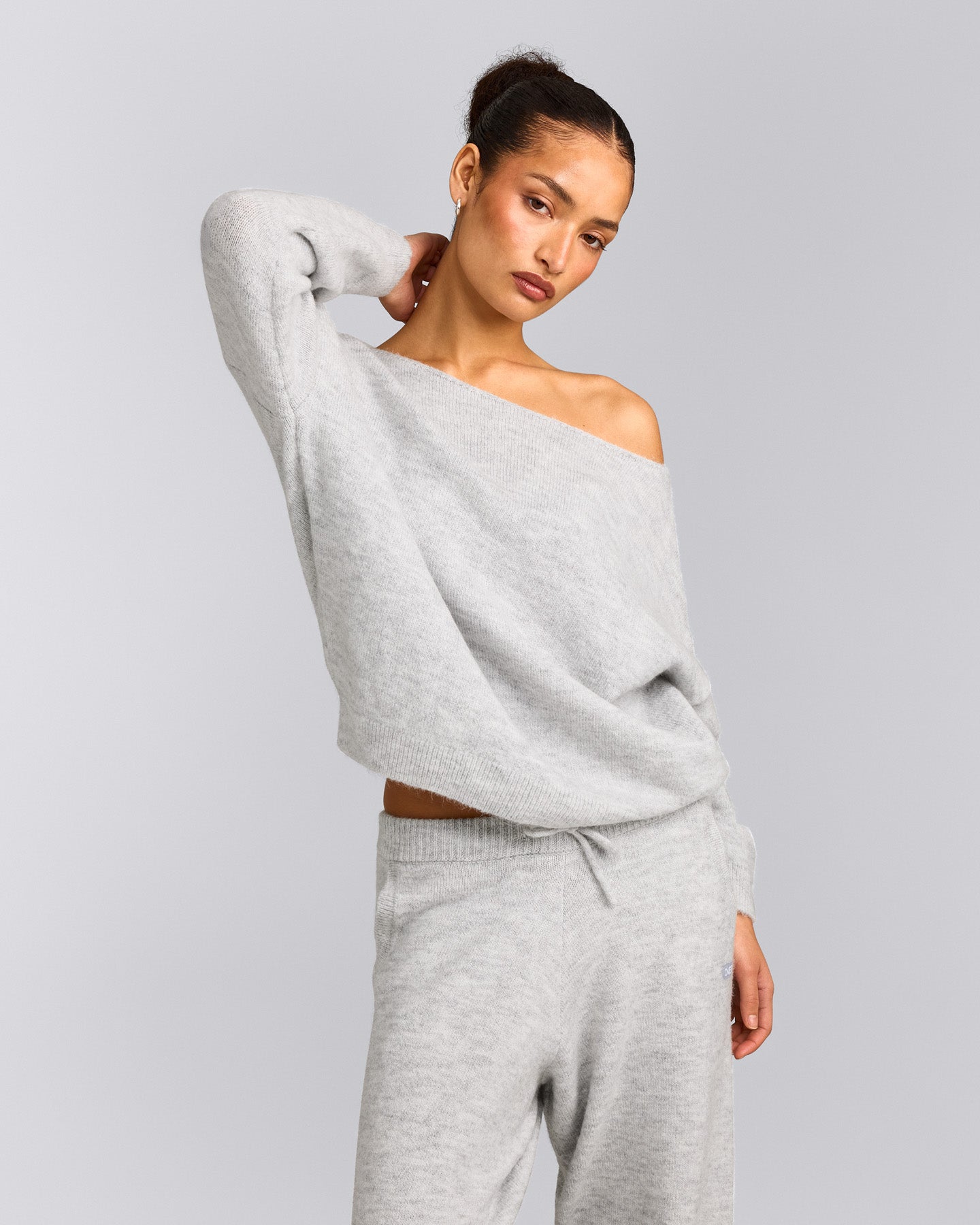 Oversized Knit Off-The-Shoulder Sweater | Light Gray Marl
