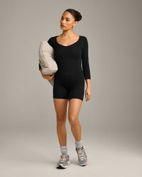 Mellow™ Motion Wide V Neck 3/4 Length Sleeve Mid Top | Black