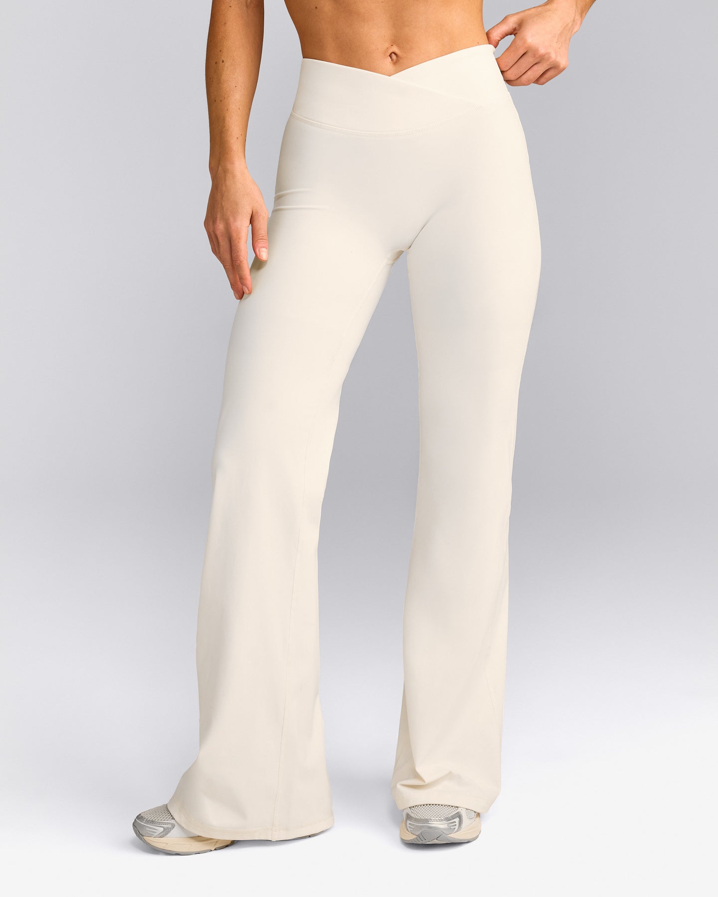 UnifiedMove™ Wrap Flared Pants with Reflective Logo | Marshmallow White