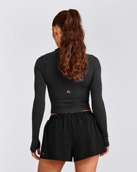 Oner Seamless Fitted Long Sleeve Top | Soft Black