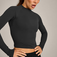 Oner Seamless Fitted Long Sleeve Top | Soft Black