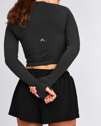 Oner Seamless Fitted Long Sleeve Top | Soft Black