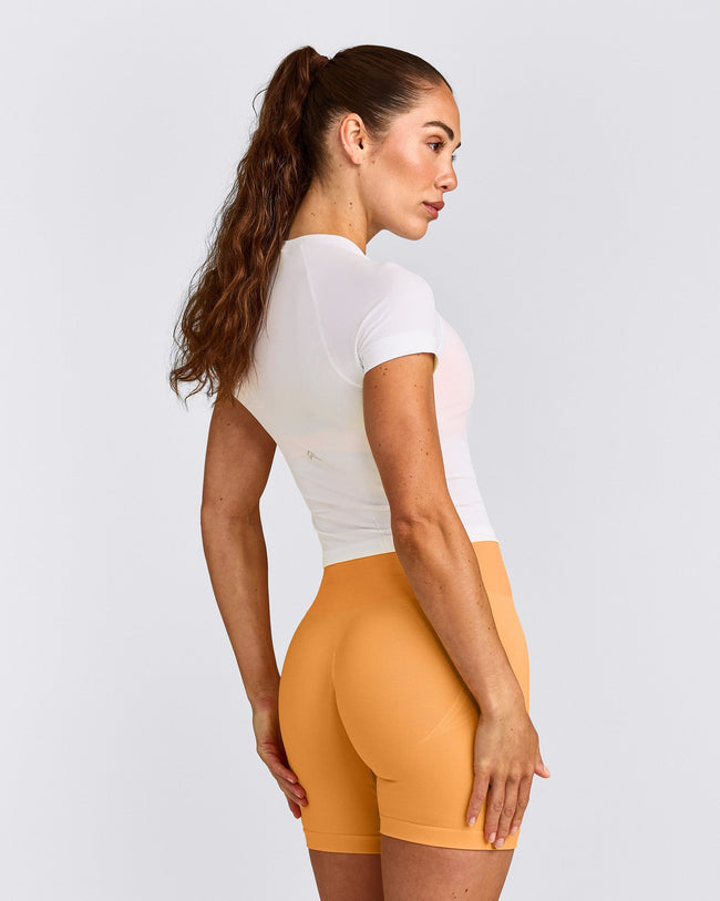Oner Seamless Fitted Top | White