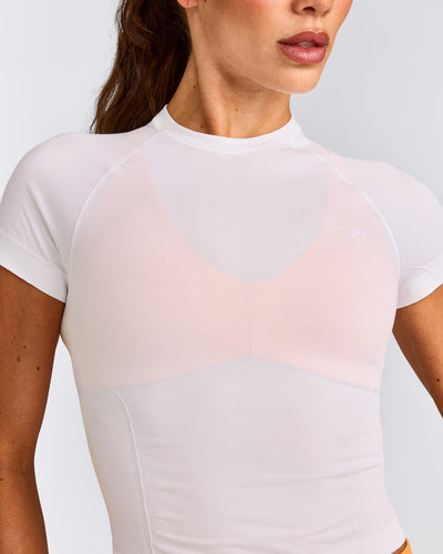 Oner Seamless Fitted Top | White