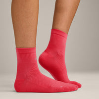 Performance Mid Crew Socks 1 Pack | Charged Pink