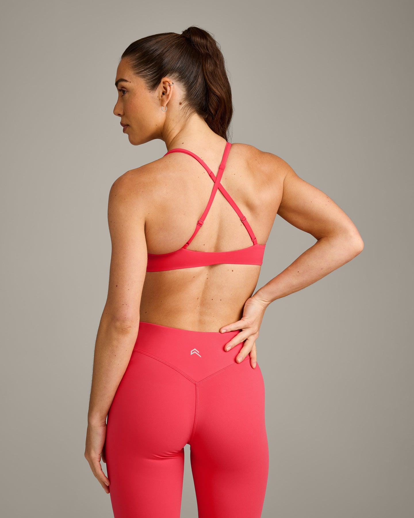 UnifiedMove™ Cross Back Sports Bra with Reflective Logo | Charged Pink