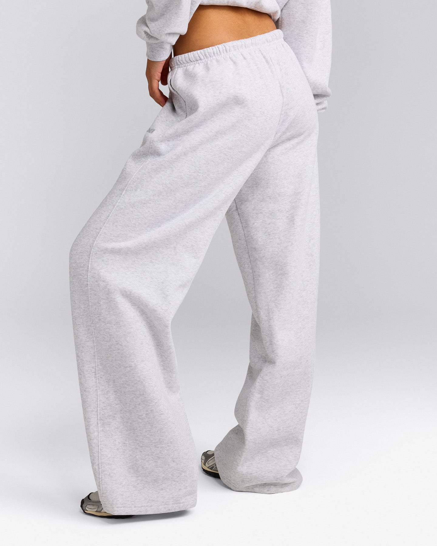 Foundations All Season Straight Leg Sweatpants | Gray Marl