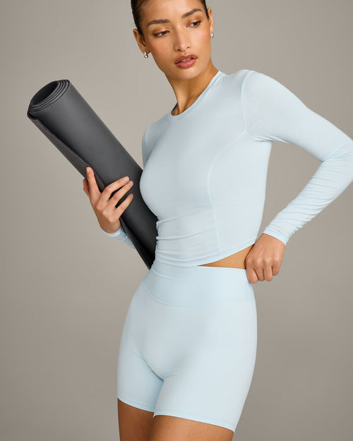 Mellow™ Motion Crew Neck Long Sleeve Mid Top | Cloud Blue