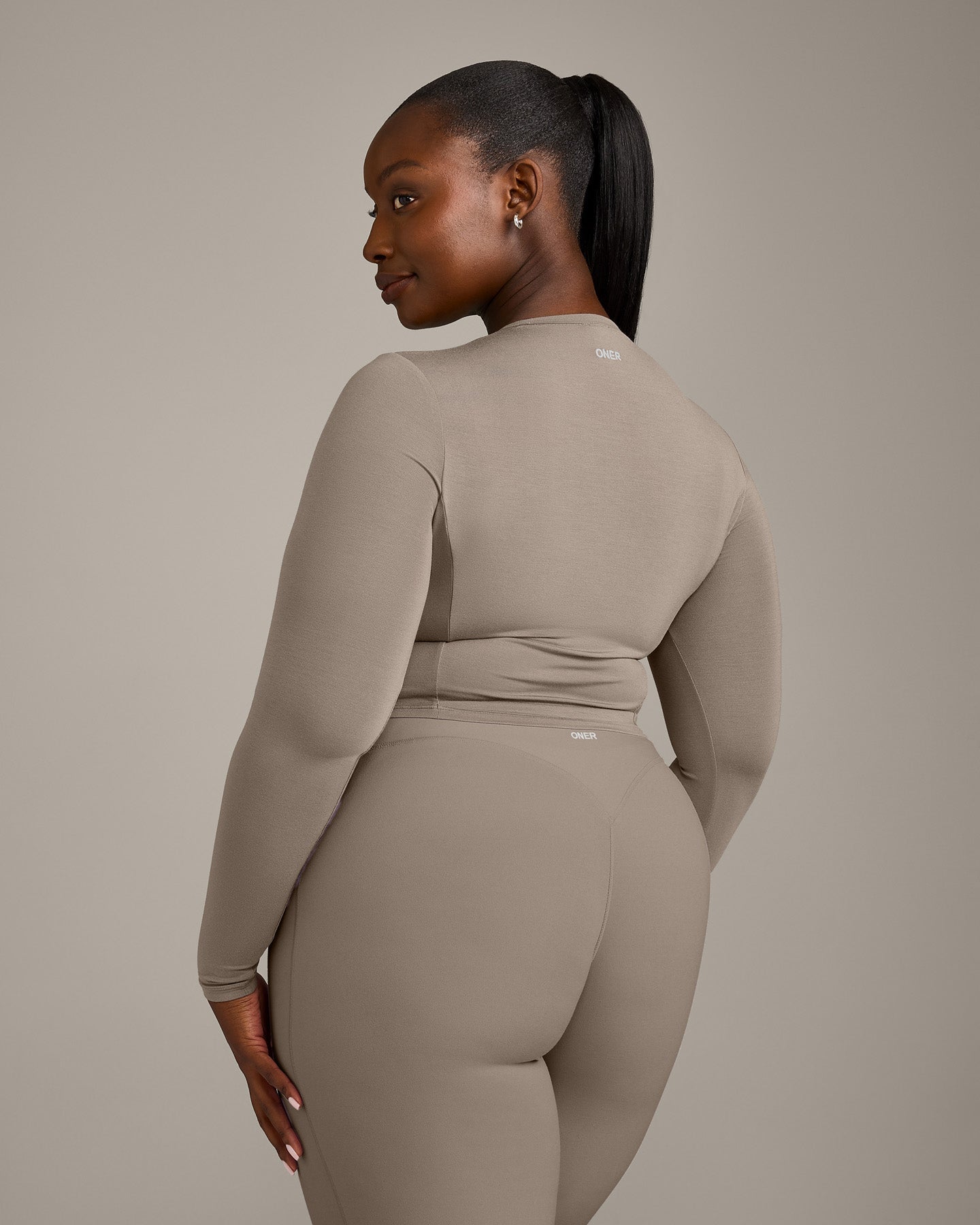 Mellow™ Motion Crew Neck Long Sleeve Mid Top | Warm Minky