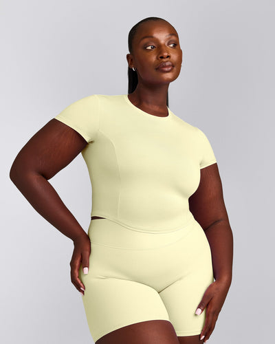Mellow™ Motion Crew Neck Mid Top | Pastel Yellow