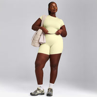Mellow™ Motion Crew Neck Mid Top | Pastel Yellow