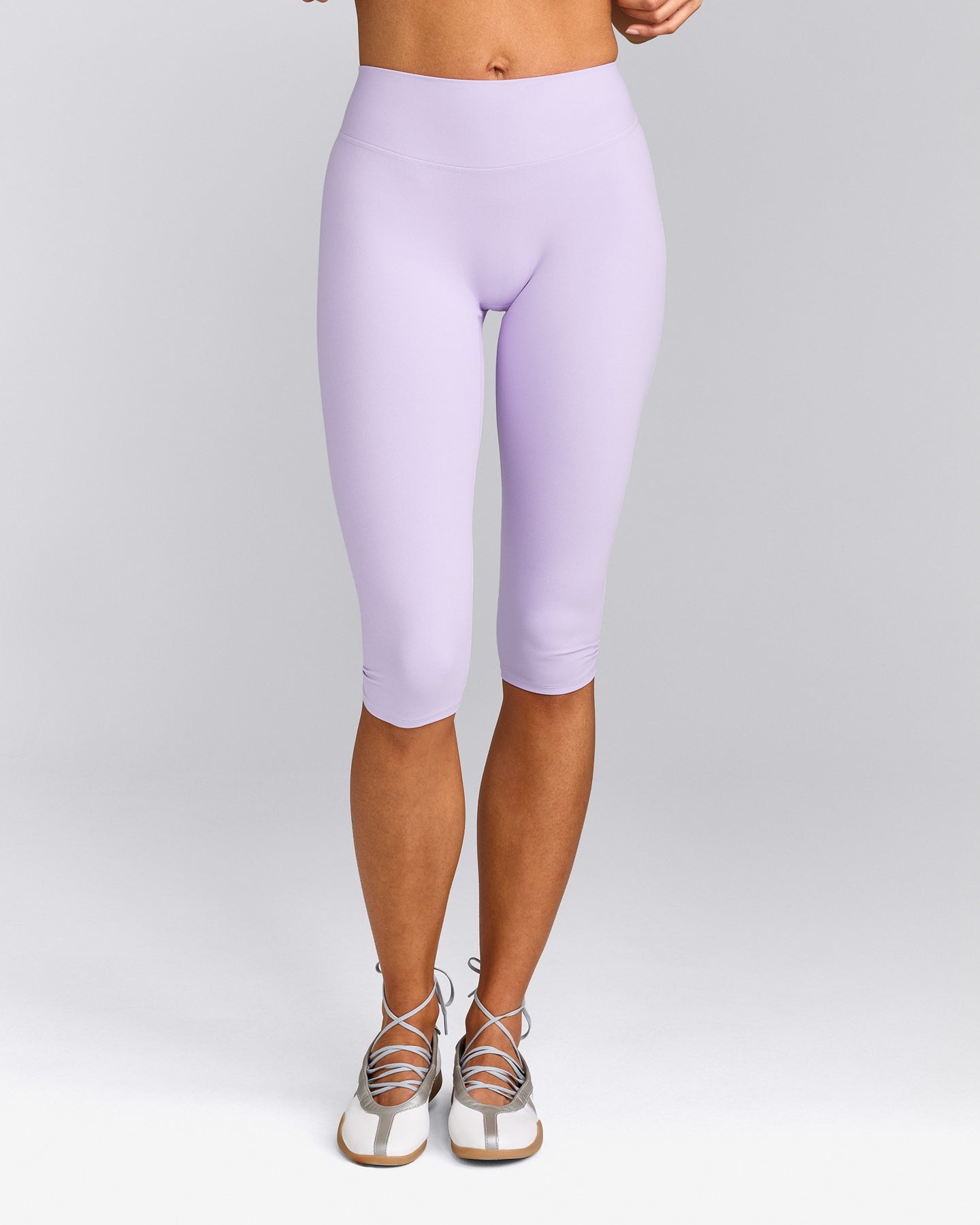 SoftMotion™ High Waisted Capri Leggings with Gray Logo | Lavender Purple