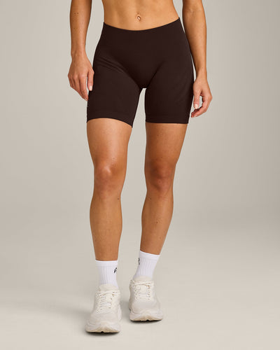 EnhanceLift™ Seamless Shorts with Gray Logo | 70% Cocoa