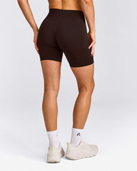 EnhanceLift™ Seamless Shorts with Gray Logo | 70% Cocoa