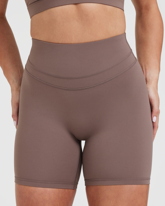 UnifiedMove™ High Waisted Shorts 6" | Cool Brown