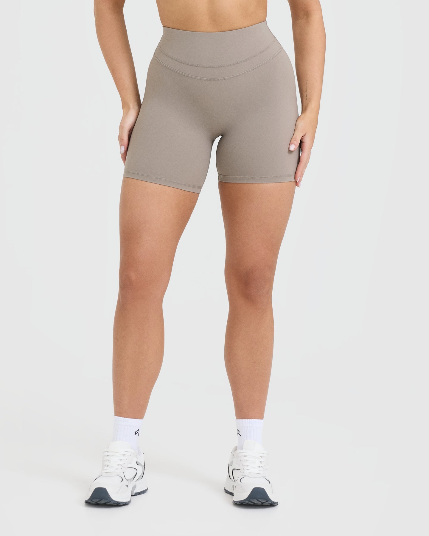 UnifiedMove™ High Waisted Shorts 6" | Minky