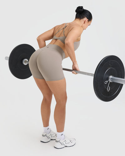 UnifiedMove™ High Waisted Shorts 6" | Minky