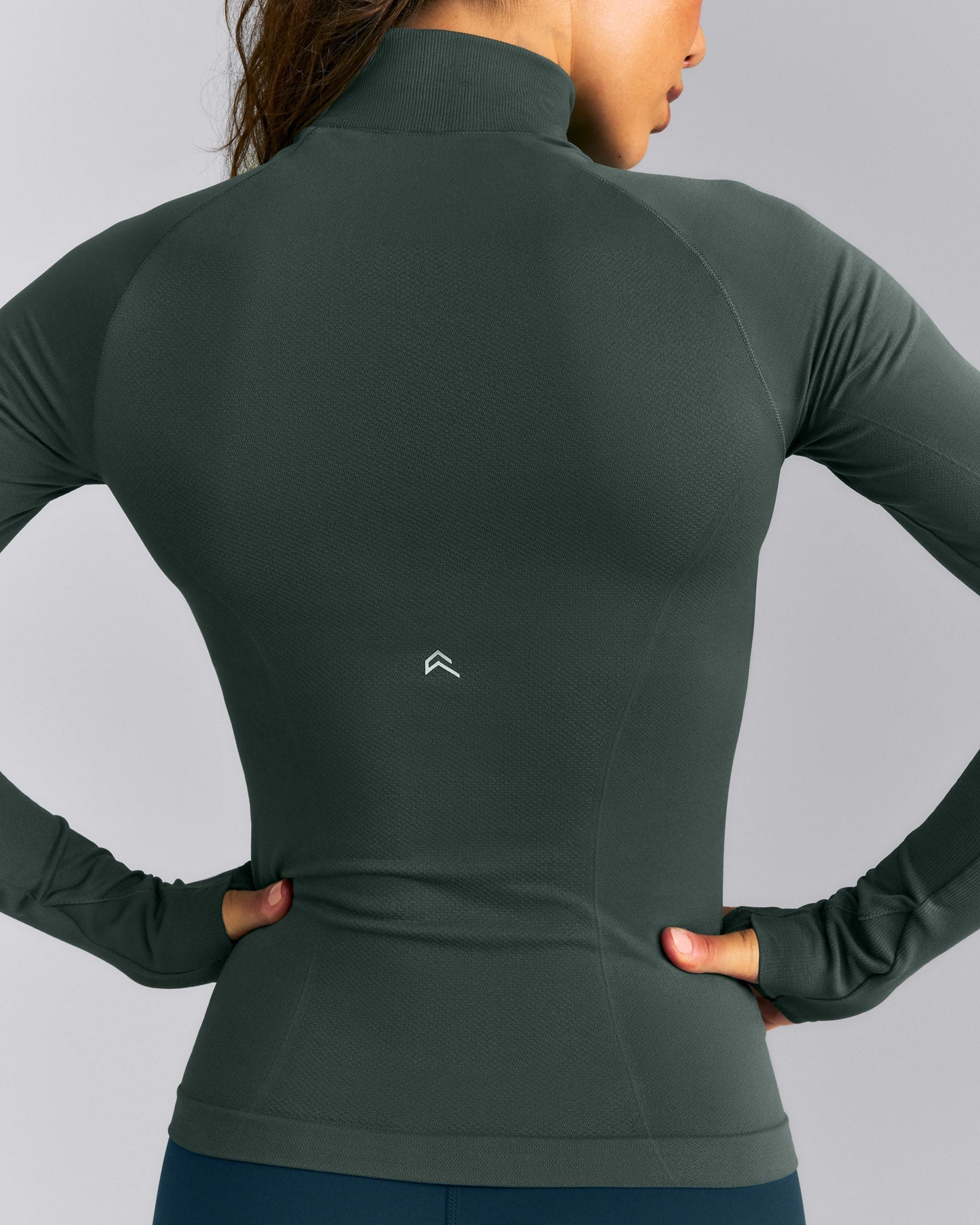 Oner Seamless Mid Weight Fitted 1/2 Zip Long Sleeve Top | Shadow Green