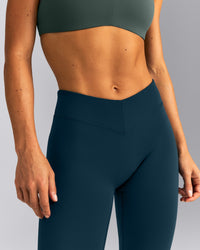 UnifiedMove™ V Front Mid Rise Leggings New Branding | Oil Blue