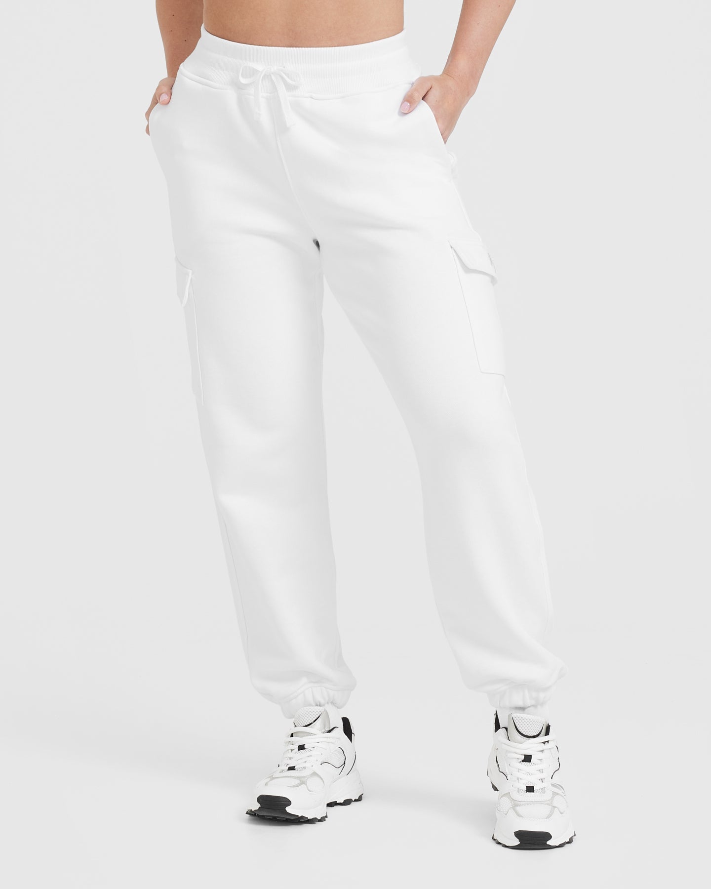 https://us.oneractive.com/cdn/shop/products/ALL_DAY_LIGHTWEIGHT_CARGO_JOGGERS_WHITE_01.jpg?v=1687857786