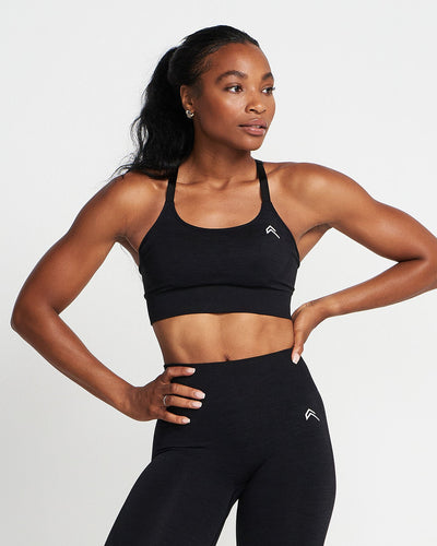 What Is Seamless Activewear & Top Benefits Of Seamless Sports Bras &  Leggings - Seamless Sportswear Benefits & When To Wear It