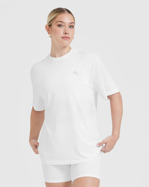 White Oversized T-Shirt Women\'s - Lightweight Fabric | Oner Active US | T-Shirts
