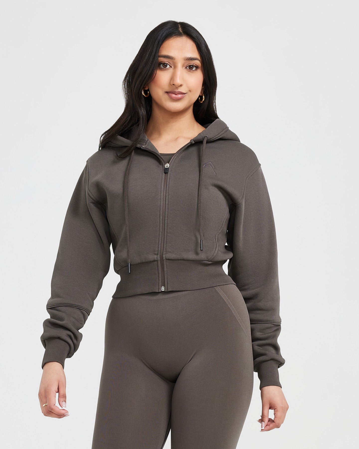 Taupe cropped on sale hoodie